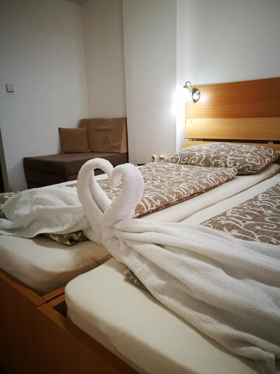 Rooms Aracic Slavonski Brod Exterior foto